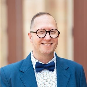 Meet your Posher, Brady